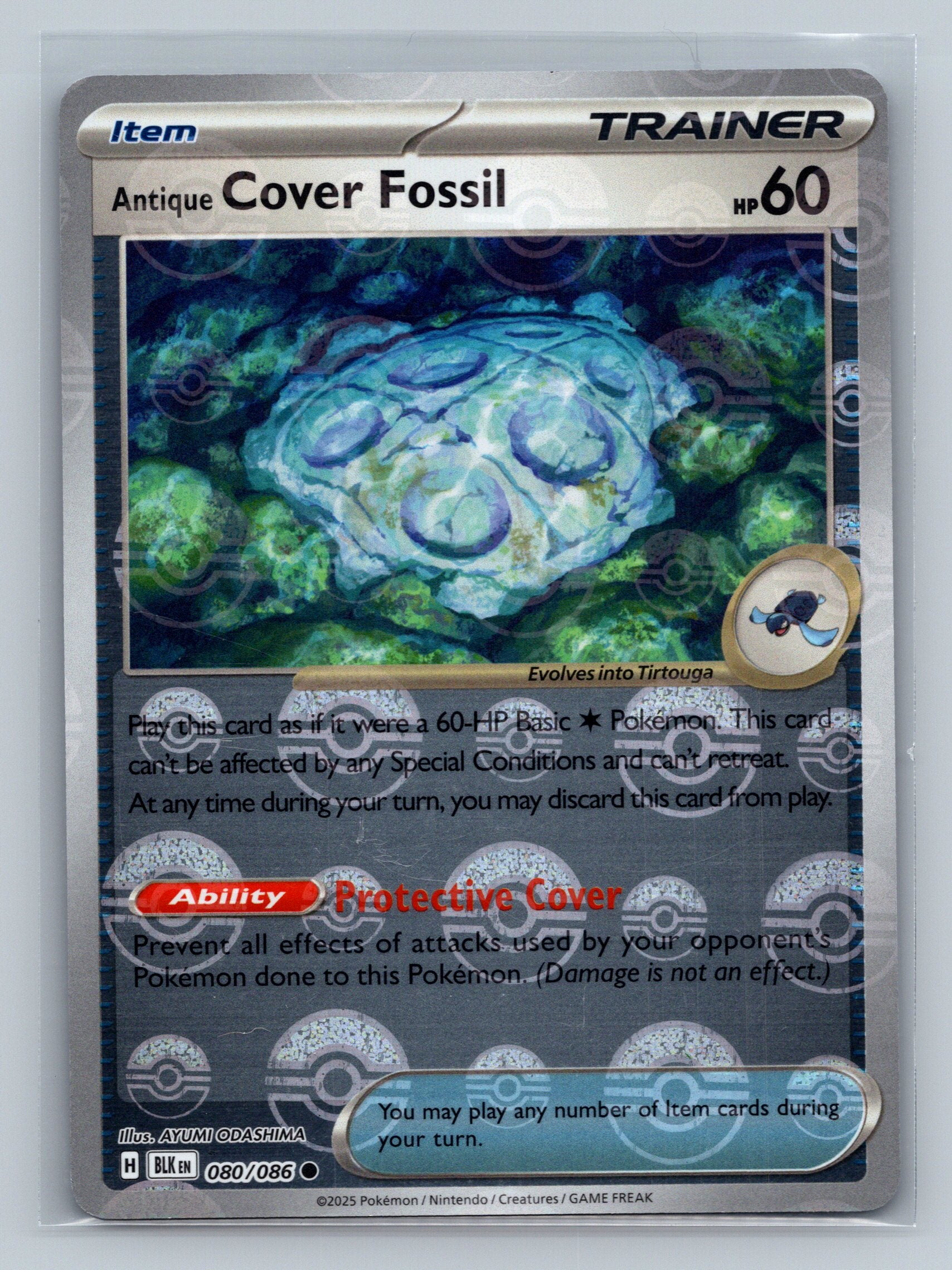 Antique Cover Fossil (Poke Ball Pattern)